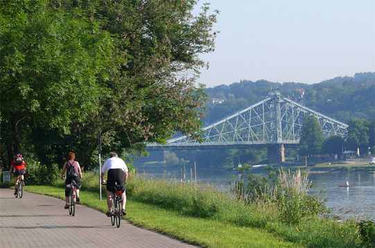 La pista ciclabile che parte da Amburgo e arriva a Berlino - Cicloturismo